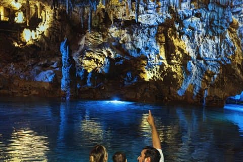 Private Chichen Itza Tour! 2 Cenotes Xacanahaltun & Zazil Tunich