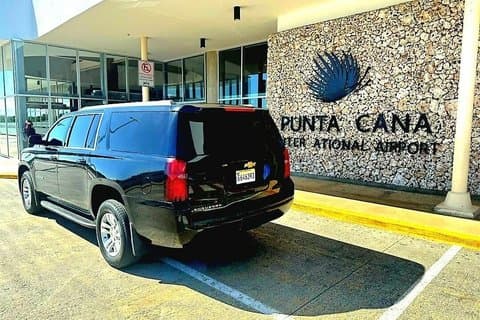 Traslado de lujo al aeropuerto de Cadillac en Miches