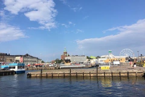 Helsinki e Suomenlinna: giro turistico della città e giro in traghetto