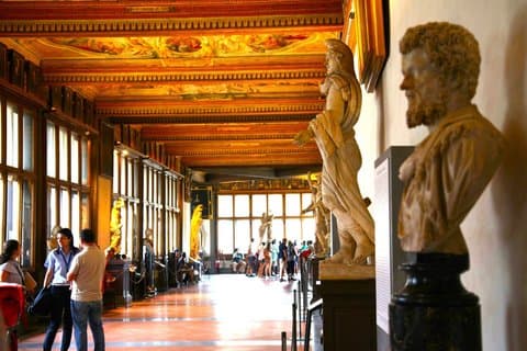Florence Uffizi Gallery Ticket with Intimate Small Group Tour