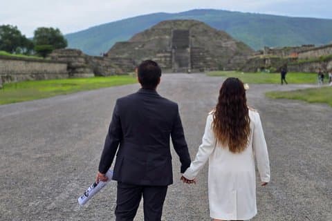 Expérience privée à Teotihuacan et grotte astronomique