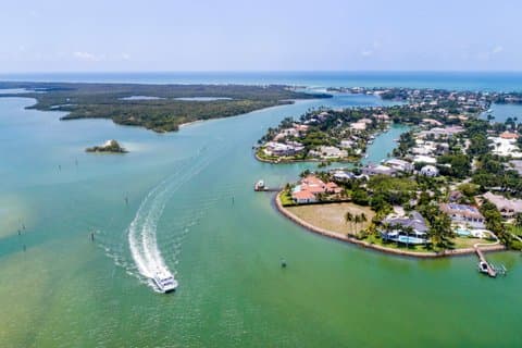Private Luxury Port Royal Real Estate Cruise
