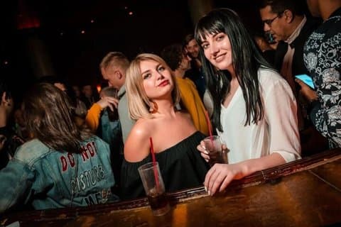 Avondje uit bij Little Buddha Club Hurghada met transfers