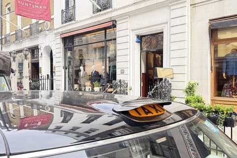 Kingsman Filming Locations Tour med London Taxi
