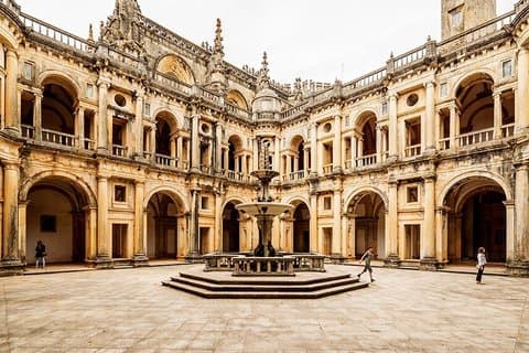 Privétour naar Tomar - Batalha - Óbidos vanuit Lissabon
