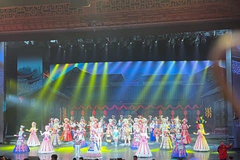 Zhangjiajie: Charming Xiangxi Evening Folk Culture Mostrar Bilhete