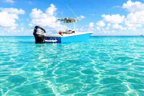 Pesca privata sulla barriera corallina e avventura di snorkeling