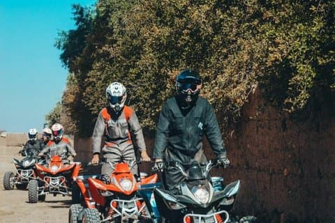 Agafay woestijndiner met quad en kameelrit vanuit Marrakech