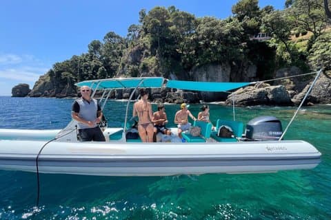 Tour in barca della costa ligure San Fruttuoso e delizie culinarie
