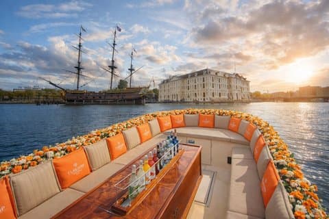Amsterdam Lyxig kanalkryssning + Obegränsat antal drycker och bitar alternativ