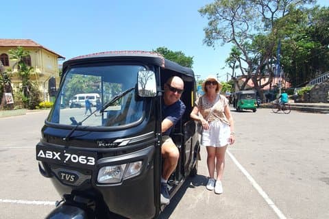 Half-Day Negombo Tour with Local Lunch & Hotel Pickup