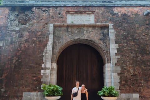 Hidden History of Vietnam Wars Tour an historischen Stätten
