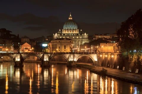 Rom på natten: Peterskyrkan, Colosseum, Fontana di Trevi och Pantheon