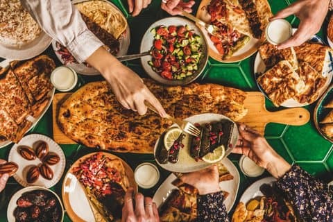 FÜR KREUZFAHRER : Ephesus, Selcuk Stadtbummel und Street Food Tour