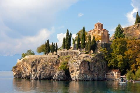 Excursion privée d'une journée au départ de Tirana : Ohrid, monastère Saint-Naum Macédoine
