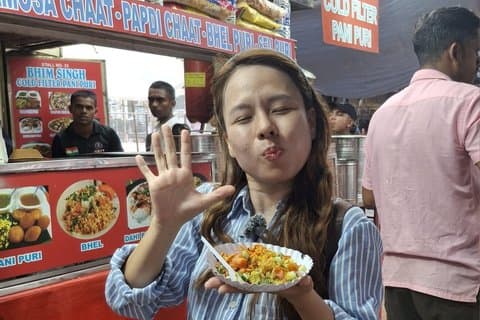 Mumbai Street Food Tour with Evening Market Walk