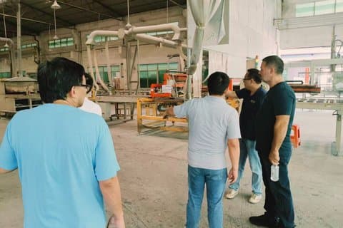 Asistencia profesional de visita a la fábrica de día completo en Guangzhou