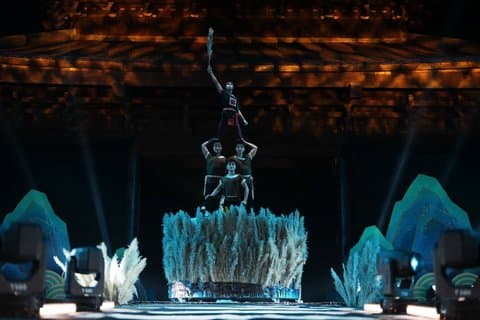 Dinh Bo Linh Live Historical Show at Hoa Lu Ancient Town