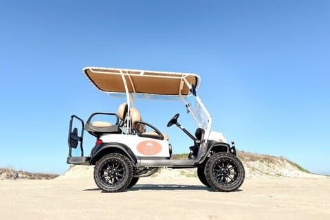 テキサス州ポートアランサスの4シーター高級ゴルフカートレンタル