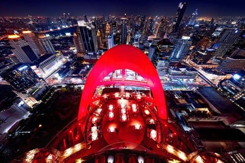 Bangkok Red Sky Bar og restaurant på taket 55th, 56th, 57th Floor