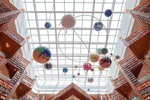 Visite de Suwon à Hwaseong, Forteresse Starfield Library, Hangnidan-gil