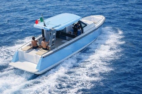 Privétour van Sorrento naar Capri per boot van 10,5 meter.