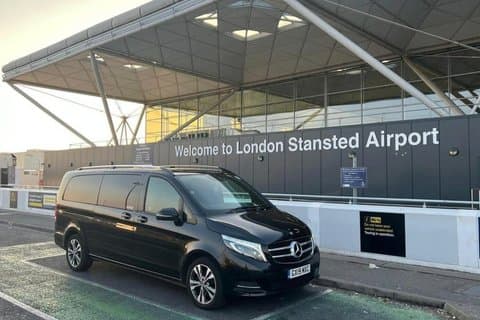 Heathrow Flygplats till Stansted Flygplats Privat Transfer