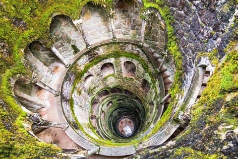 Kleine groepsreis naar Sintra Pena en Regaleira Halve dag