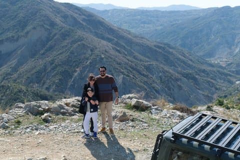 Jeep safari og vandfald vandretur i Tirana Valleys