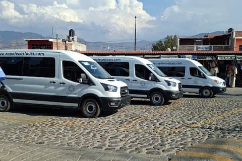 Transportation in Oaxaca from Hotel to Airport comfortable and safe.