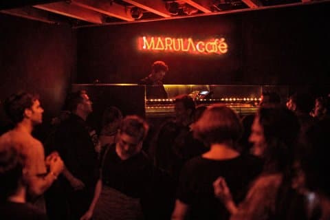 Barcelona: Nattlivstur med lokal DJ och dansgolv