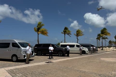 Privat transfer tur och retur Cancun Flygplats till Hotell i hotellzon