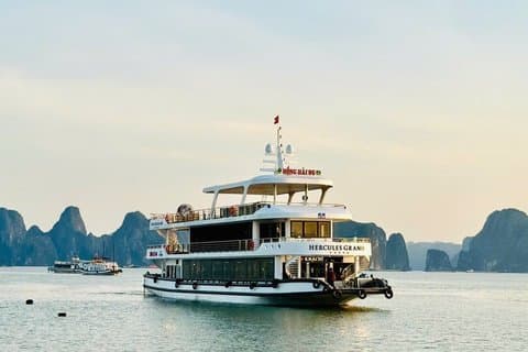 ハロン湾クルーズ（洞窟付き）とアイランドツアー