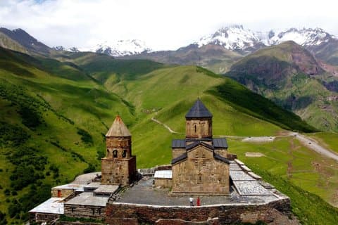 Tour privato di un giorno a Kazbegi con chiesa di Gergeti e Gudauri