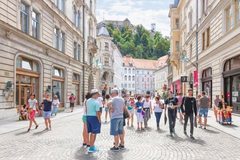 Culinary Walking Tour Smaker og fortellinger av Slovenia