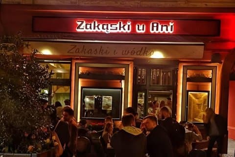 Krakow sent natt biter polsk gatemat og drikke tur