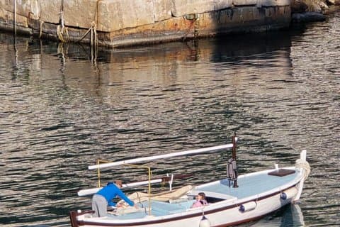 Dubrovnik auf lokale Weise entdecken – ein zeitloses Bootserlebnis