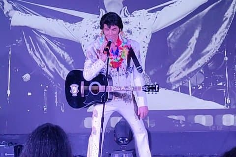 Kungen i konsert Elvis Presley Hyllningsföreställning