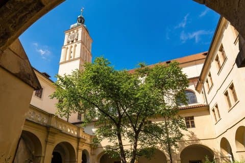 Medieval Prag 3 timers tur inkl. Friar og St. James Basilica
