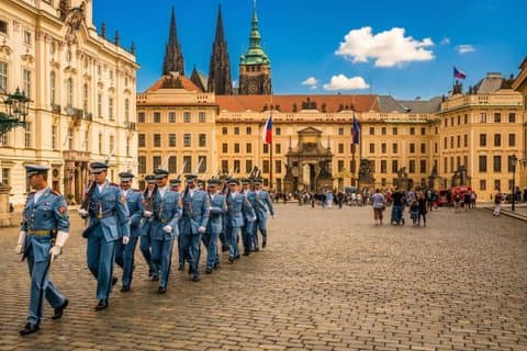 Praga: Visita ao castelo de 1 hora com ingresso rápido