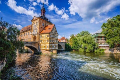 Hello Bamberg: Private 2-Hour Intro City Walk with Local Guide