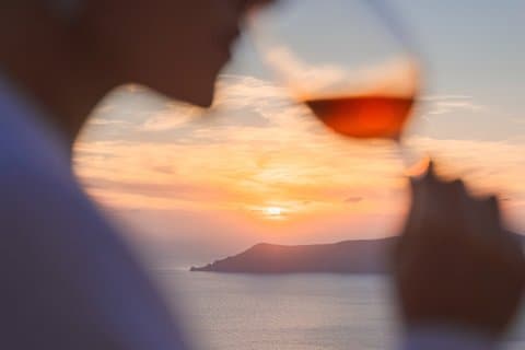Tour enológico de Santorini: Viñedos volcánicos y vistas secretas al atardecer