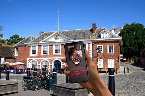 Discover Exeter: Self Guided Tour & Interactive Treasure Hunt