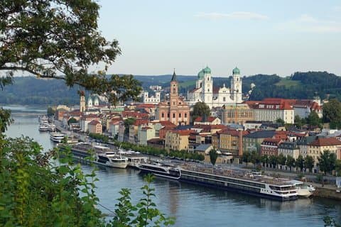 Transfert privé de Munich à Passau Port avec arrêt touristique de 2h