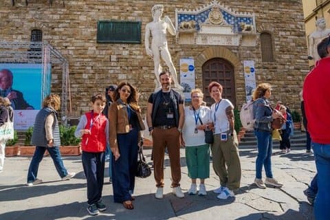 Vandretur i Firenze med trådløst headset