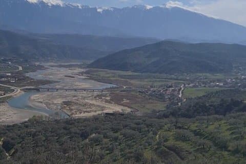 Dardha Lakes Excursão de um dia de Berat com almoço de piquenique