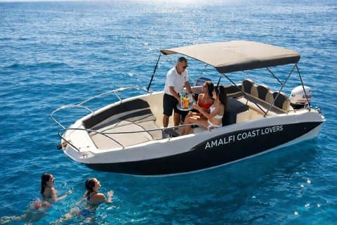 Excursion privée en bateau de 40 ch sur la côte amalfitaine et Positano
