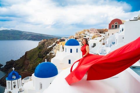 Santorini Flying Dress for 4 Ladies Private Experience
