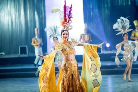 Siam Dragon Cabaret Show Biglietto con trasferimento a Chiang Mai