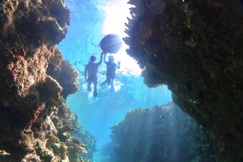 Verken Sesoko Island met privésnorkelen Tour